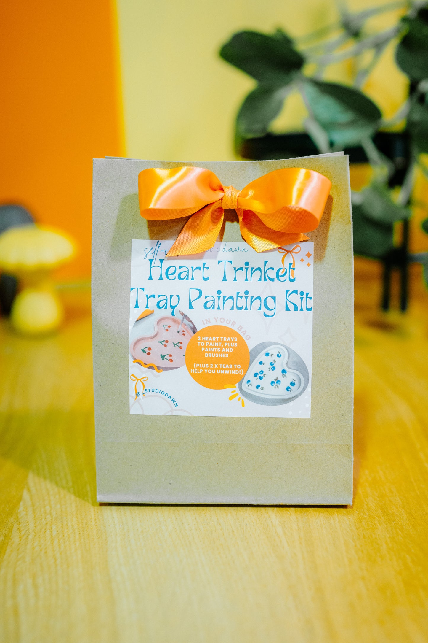 Heart Trinket Tray Painting Kit